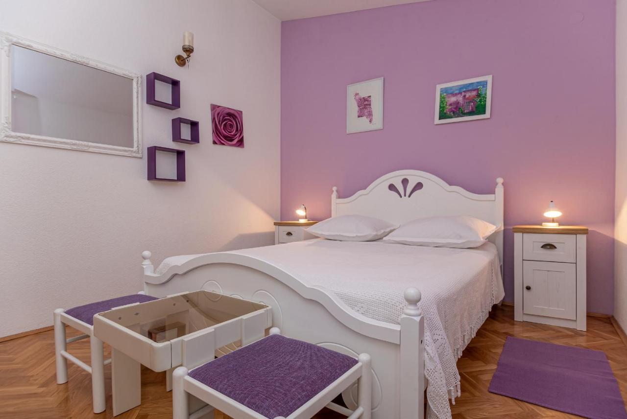 Apartments Villa Lilla Baška Voda Buitenkant foto
